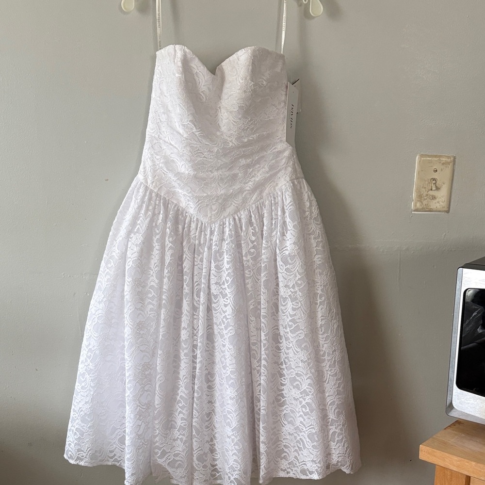 David's Bridal Ivory Lace Gown
